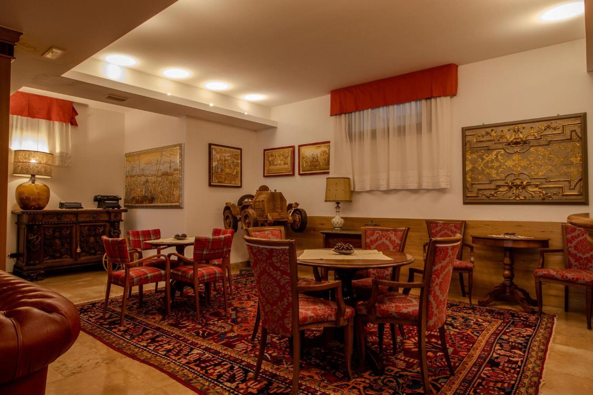 Paradise Hotel&wellness